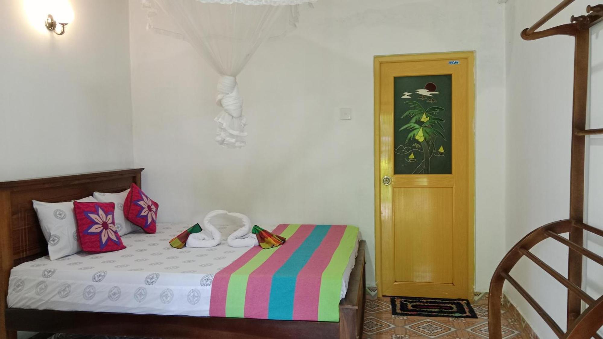 Chanaka Holiday Inn Szigirija Kültér fotó
