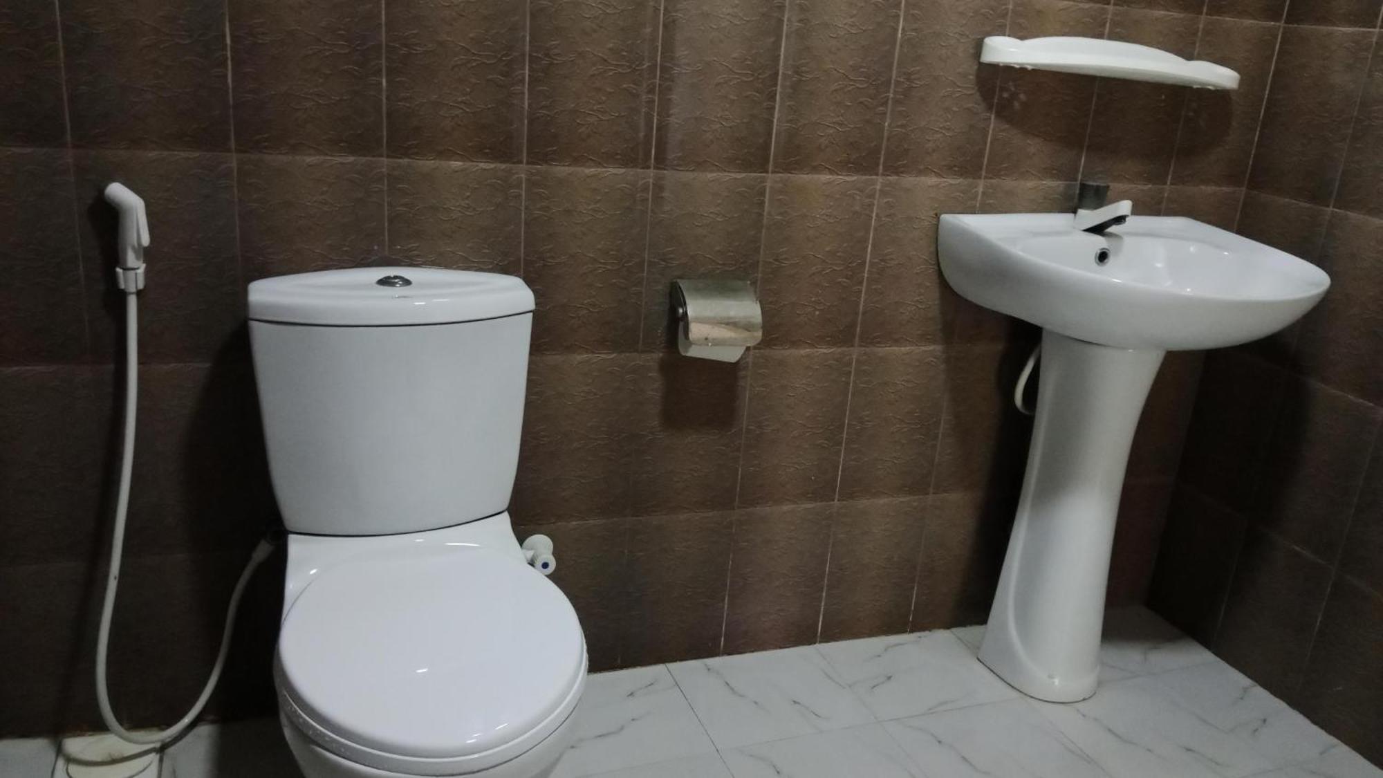 Chanaka Holiday Inn Szigirija Kültér fotó